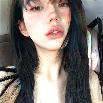 红妆问佳人